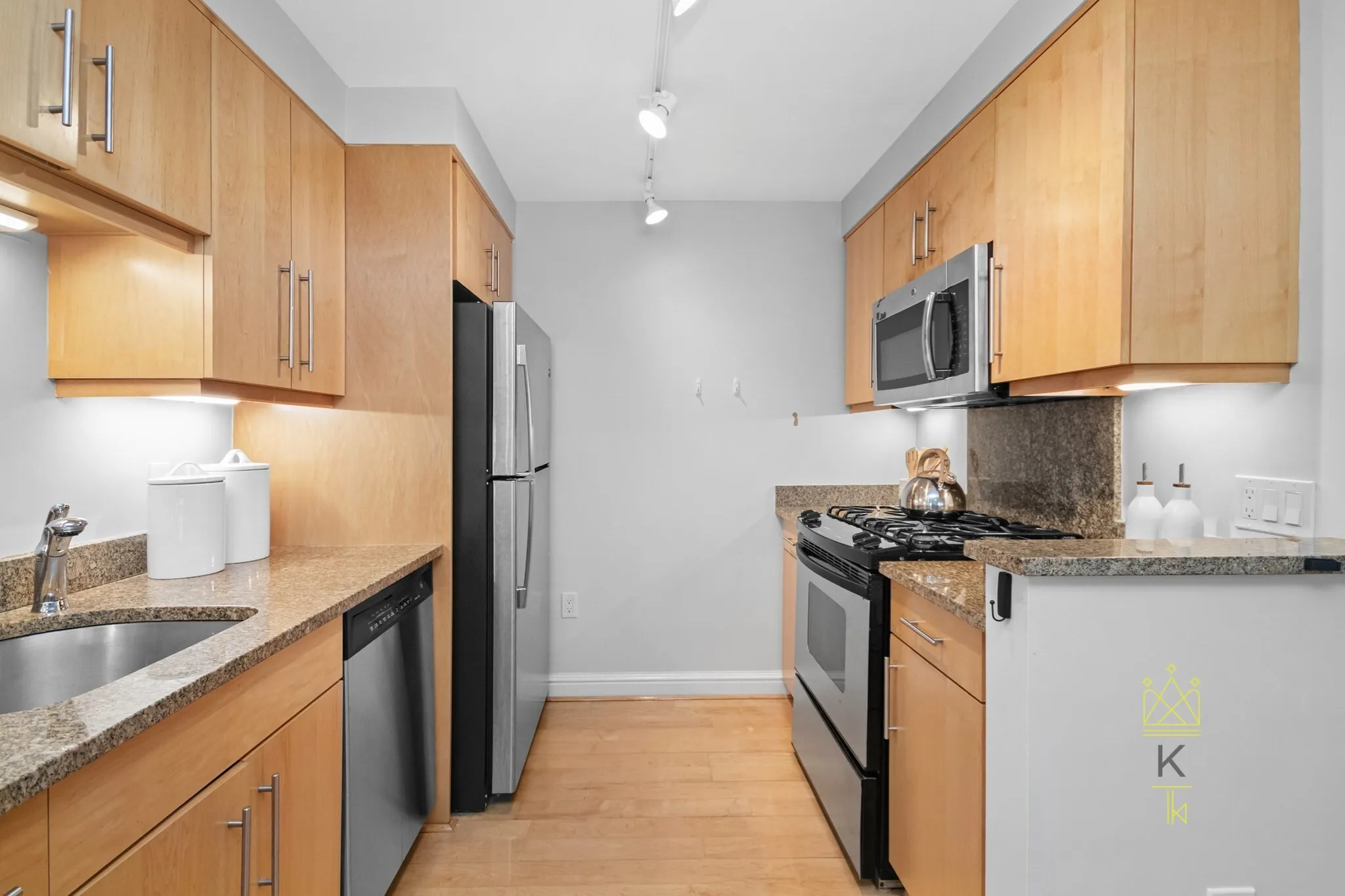 185 Massachusetts Ave, Fenway