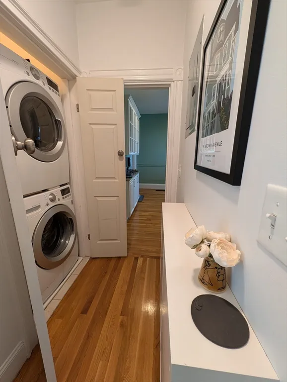 95 Brown Ave, Roslindale