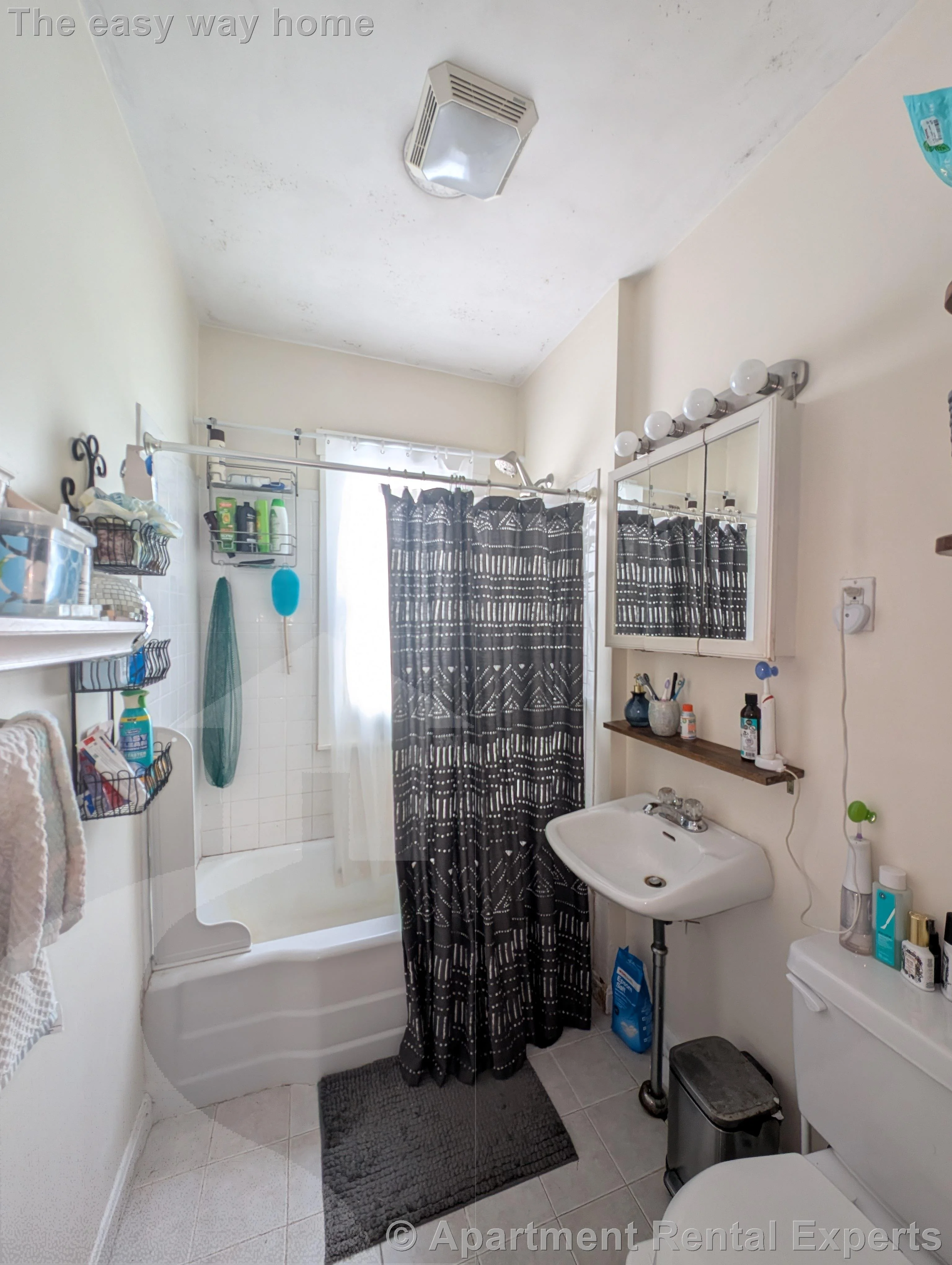 16 Central Rd, Spring Hill