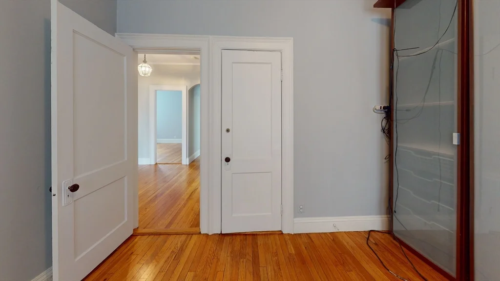 79 Thatcher St, Coolidge Corner