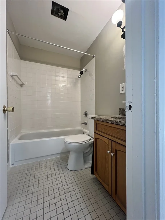 150 Saint Botolph St, Back Bay