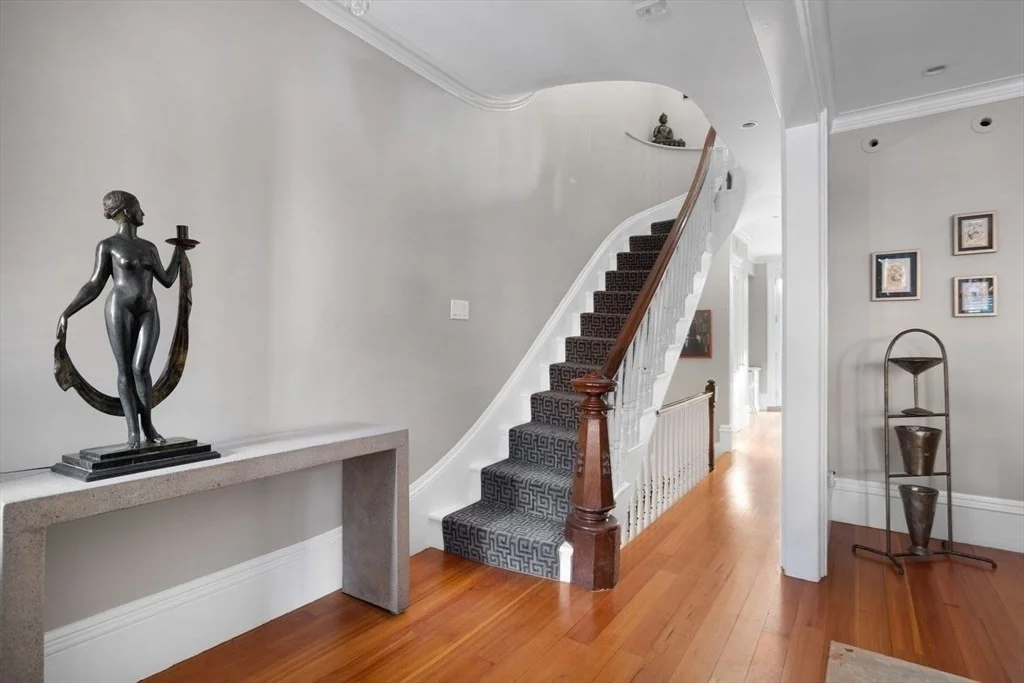 48 Appleton, South End