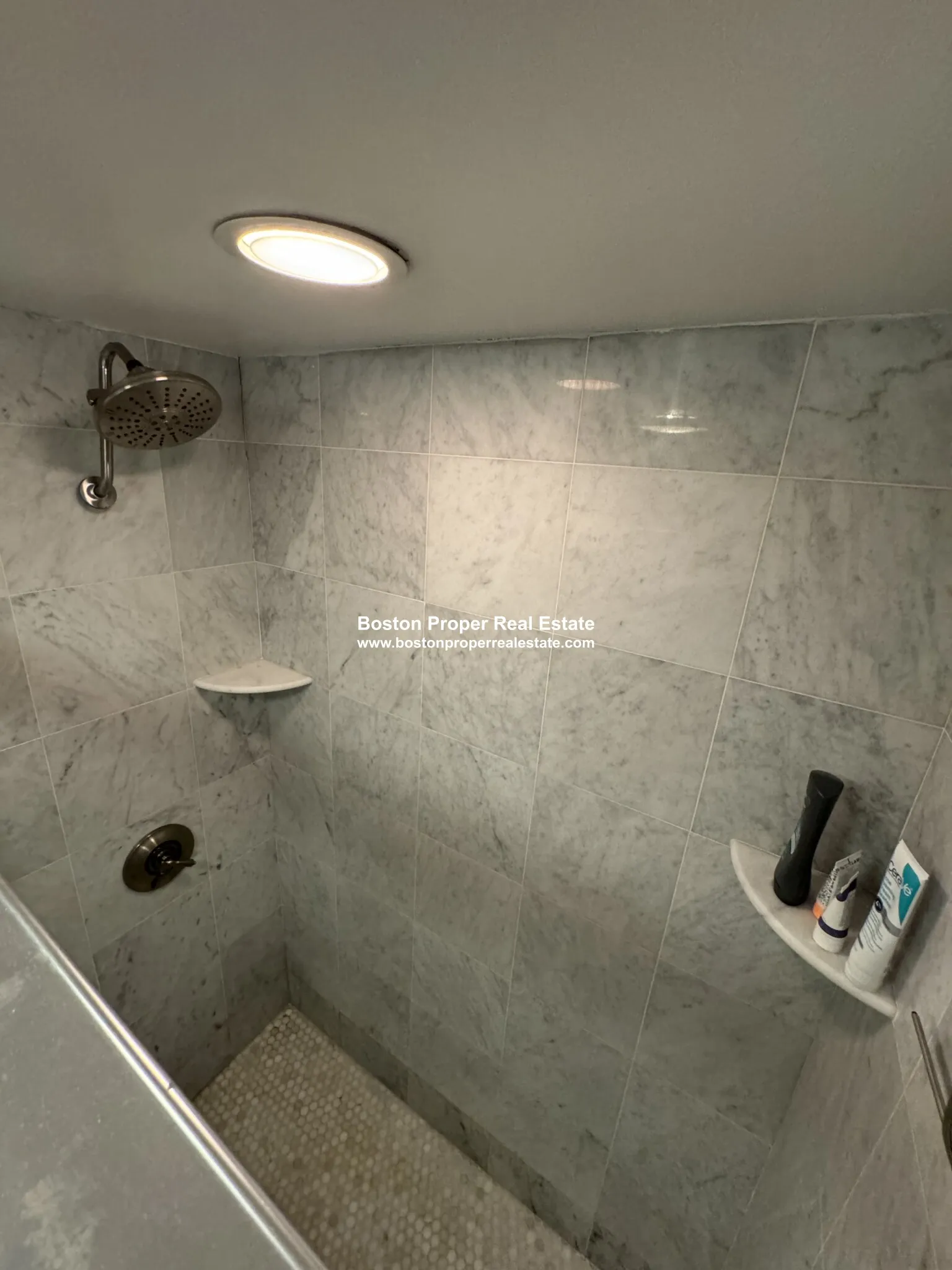 270 Newbury St, Back Bay
