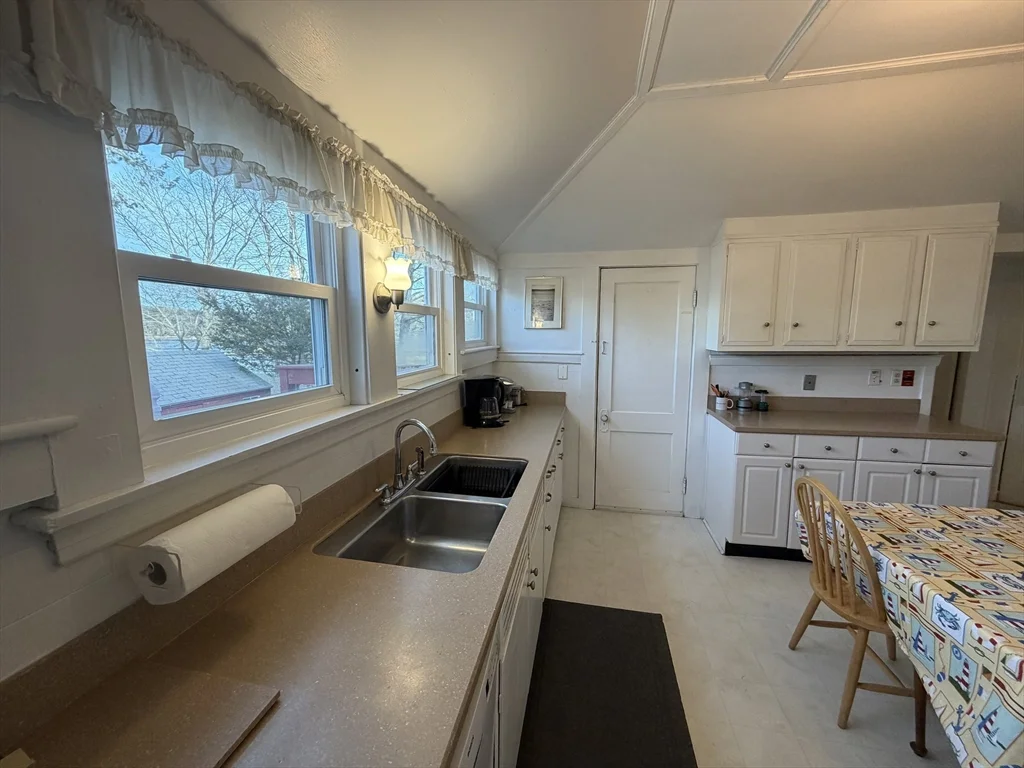 630 Washington St, Gloucester