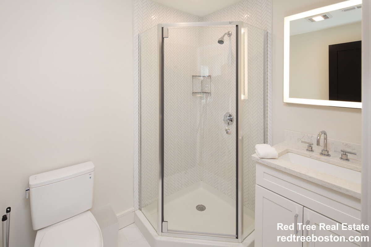 92 Brown St, South Side