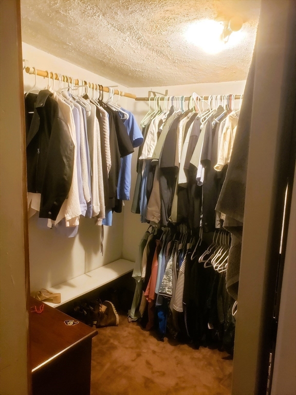 25 Emerald St, Medford