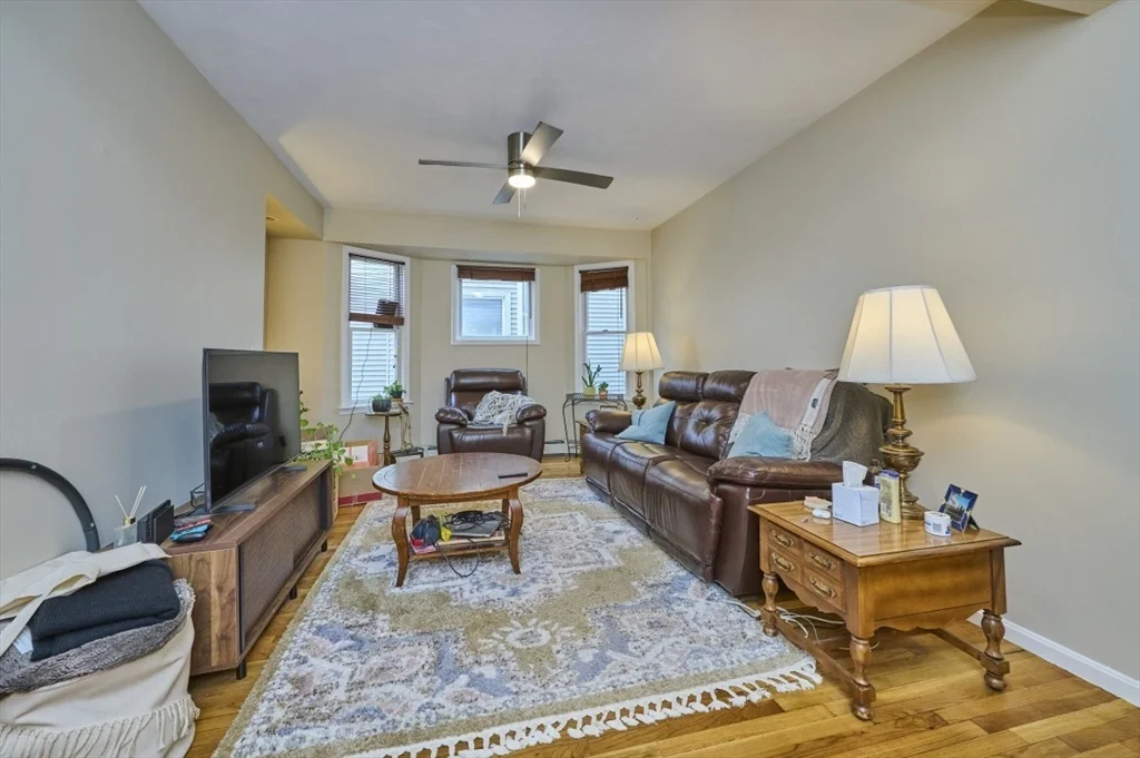 14 Haverford St, Jamaica Plain
