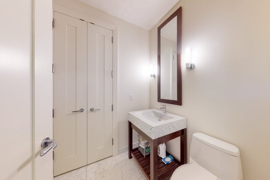 1 Franklin St, Downtown