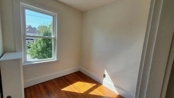 229 Belmont St, Belmont