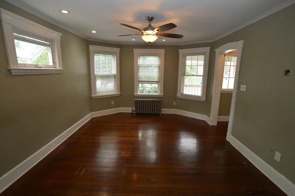 100 Tremont, Salem