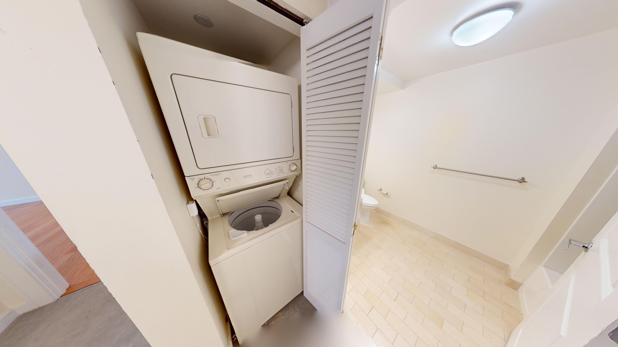 77 Marion St, Coolidge Corner