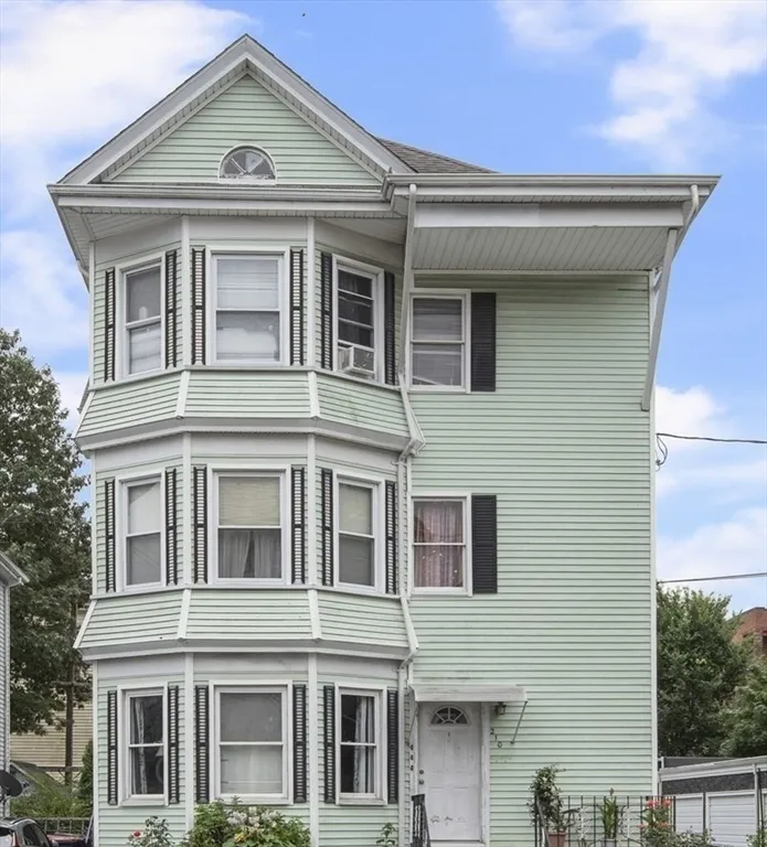 210 Whitman St, Far North