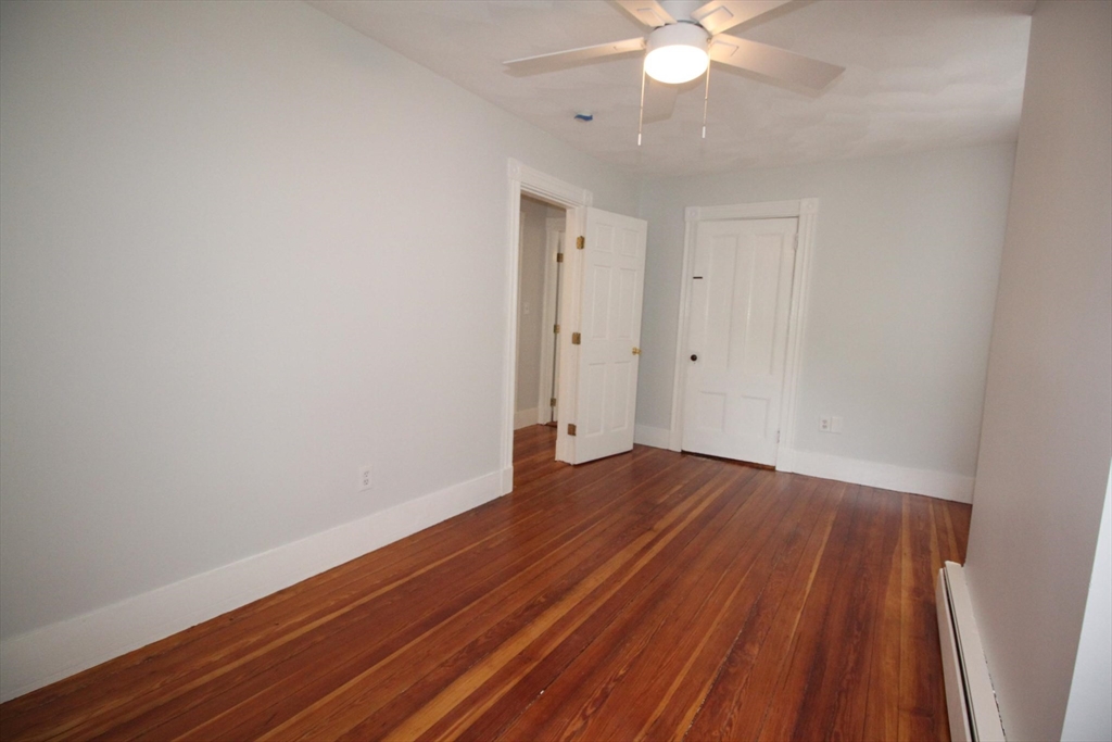 12 Albion Pl, Charlestown