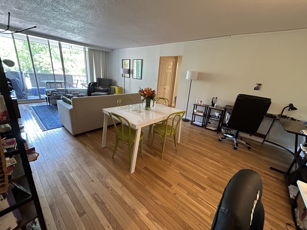 33 Pond Ave, Brookline Village