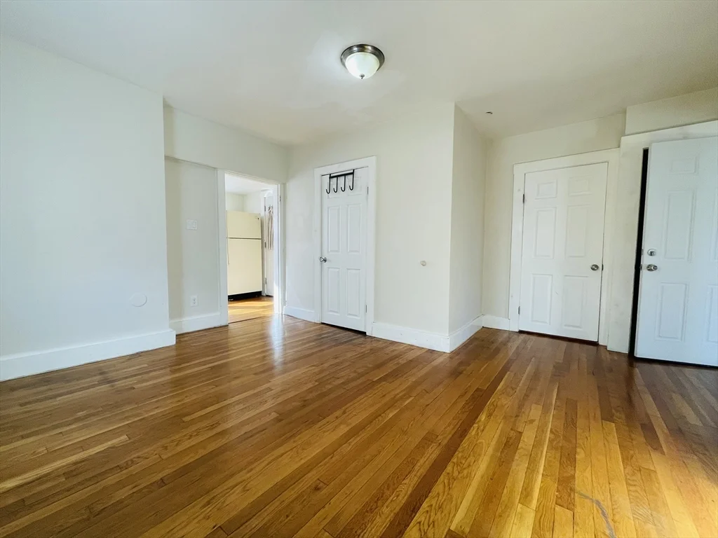 144 School St, Waltham