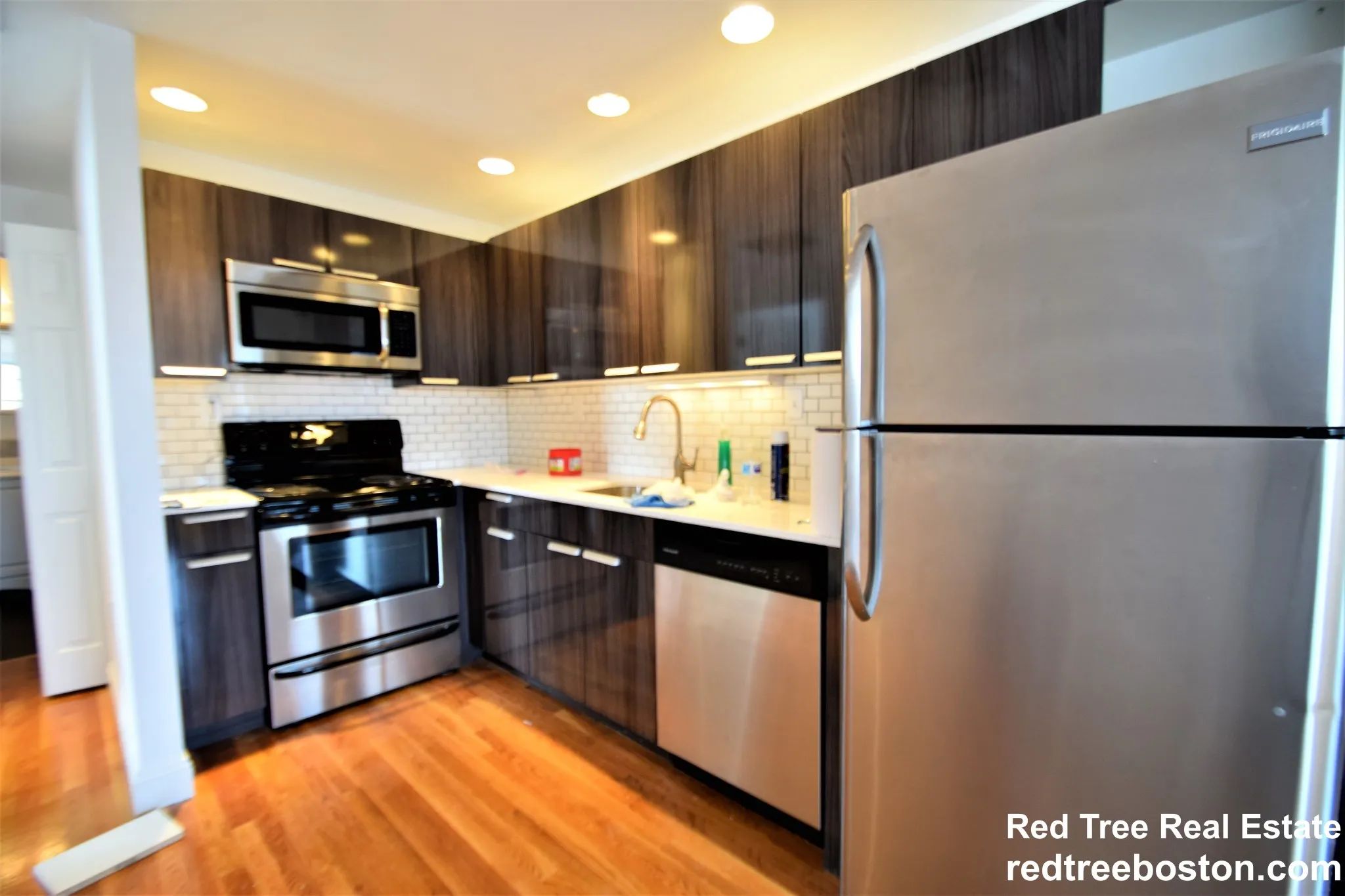 100 Jersey St, Fenway