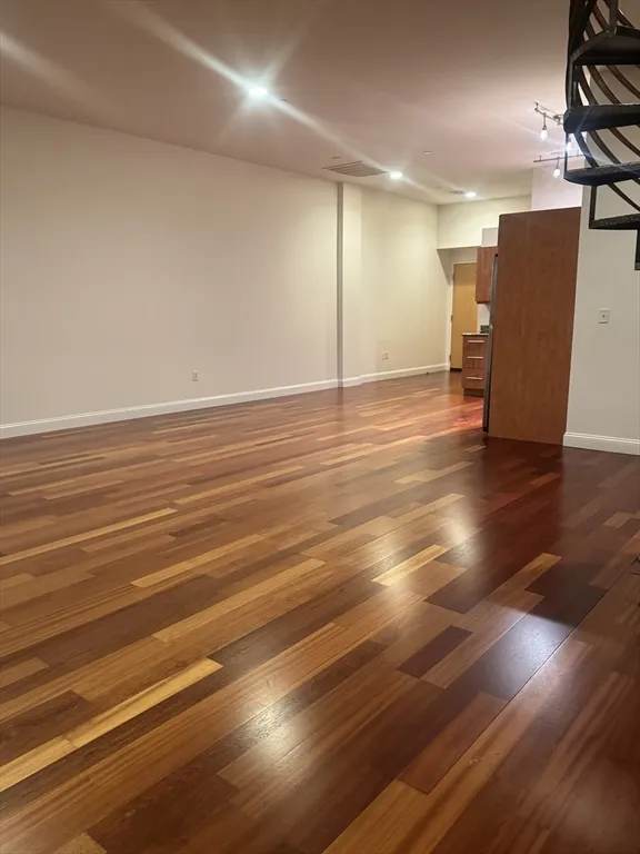 10 Ocean, Revere