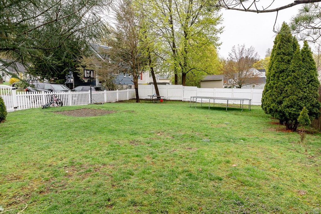 348 Osgood St, North Andover