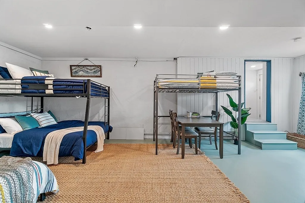 4 Northern Blvd, Plum Island