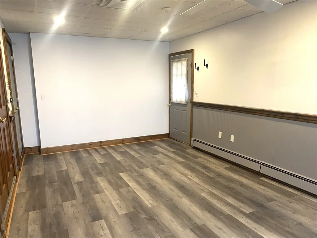 124 Gardiner Rd, Quincy