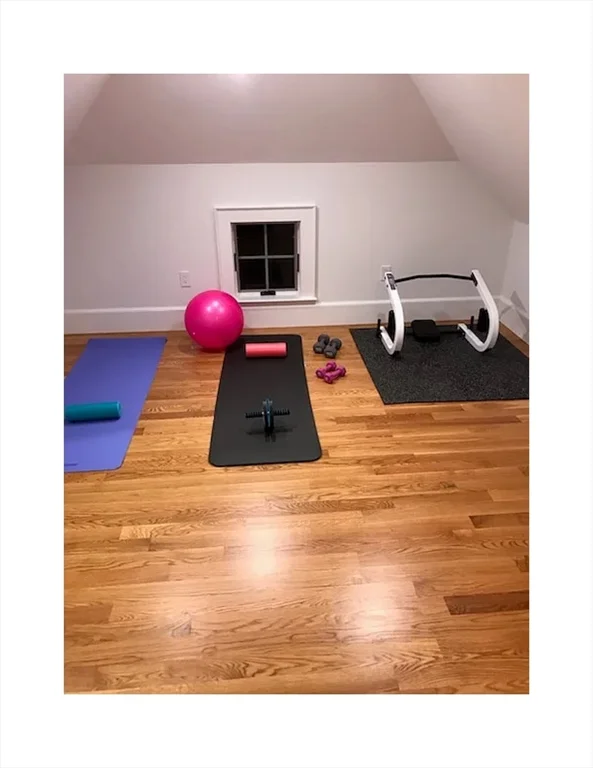 153 Bayside Rd, Quincy