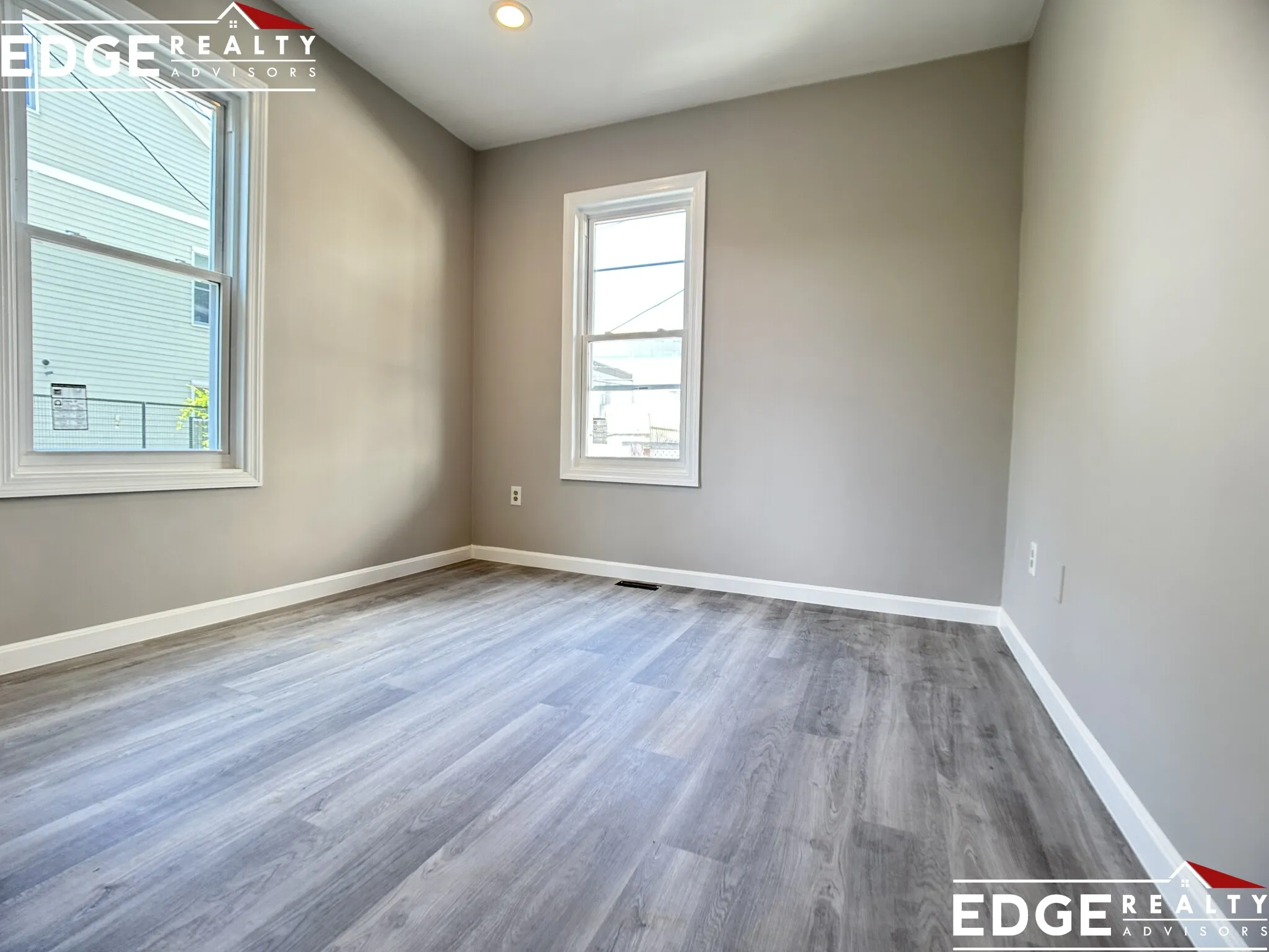 44 Long Ave, Brighton