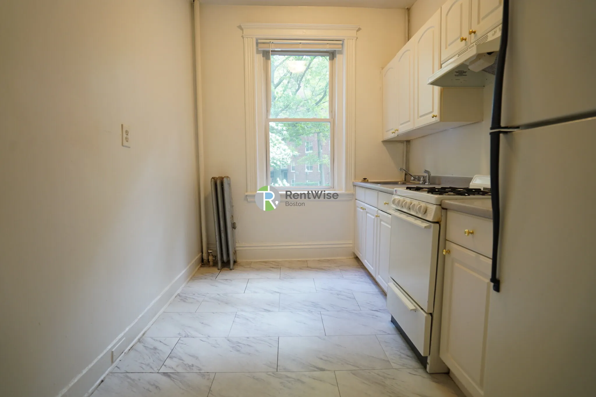 6 Camelot Ct, Brighton