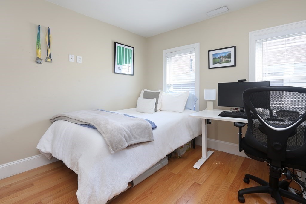 88 Josephine Ave, Ball Square