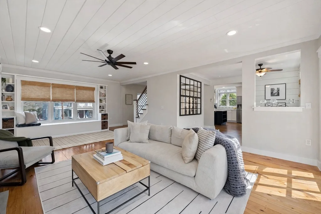 71 King St, Swampscott