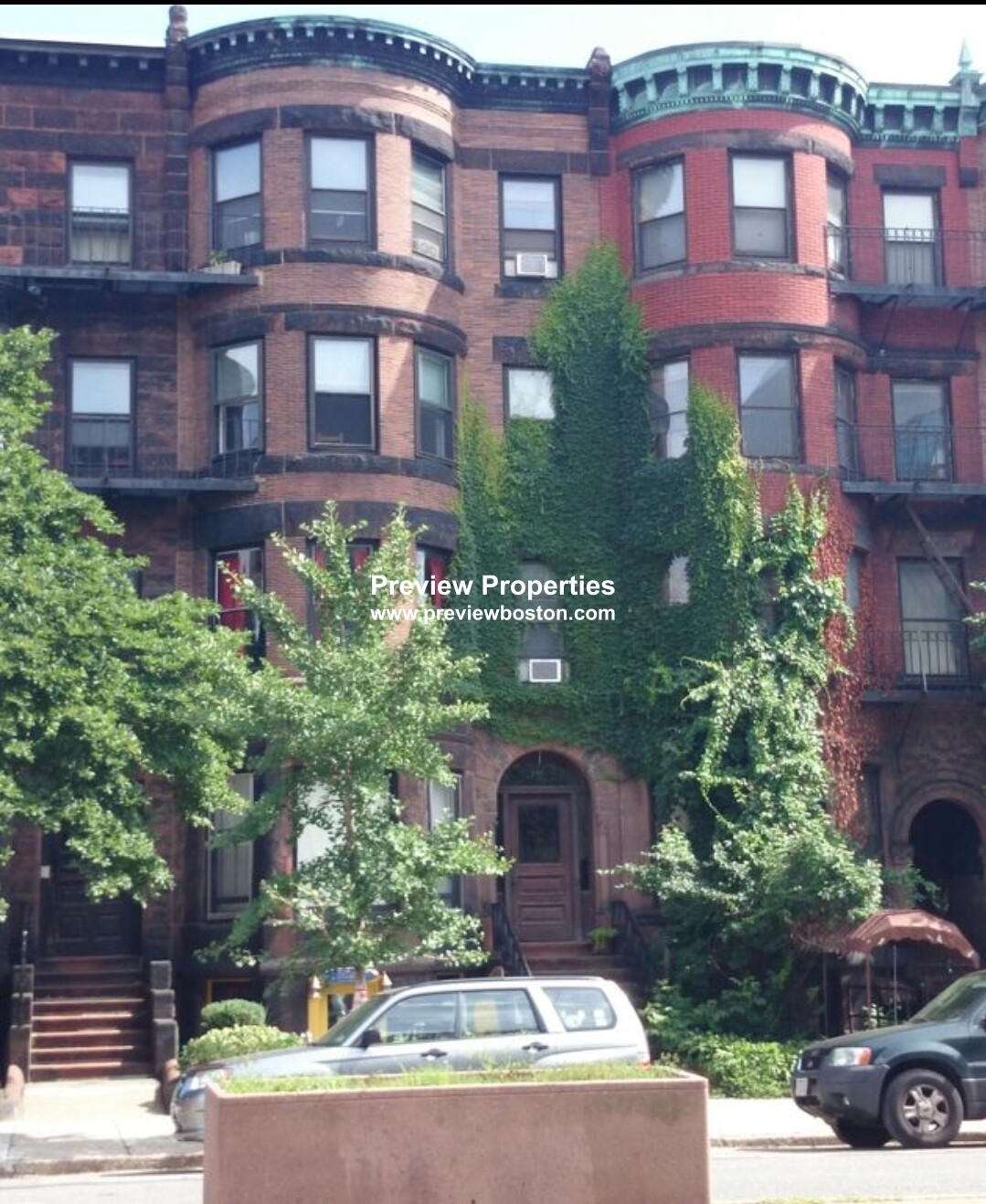 849 Beacon St, Fenway