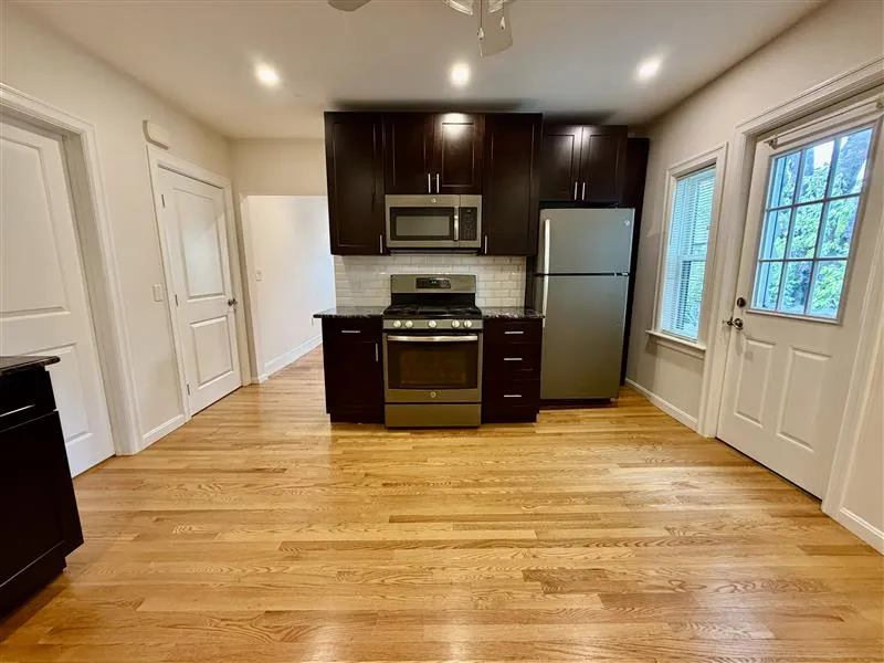 17 Oxford St, Spring Hill