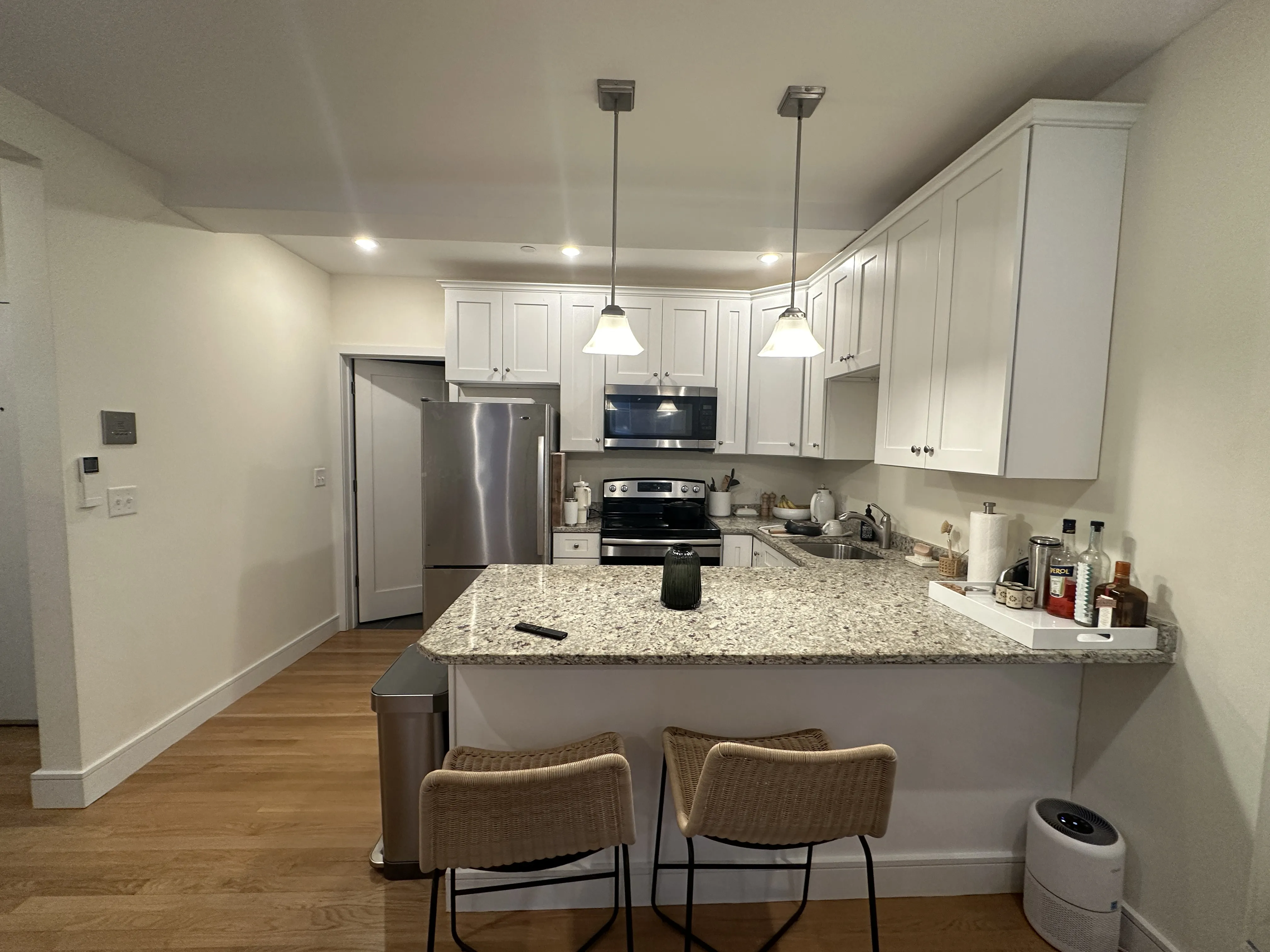 877 Beacon St, Fenway