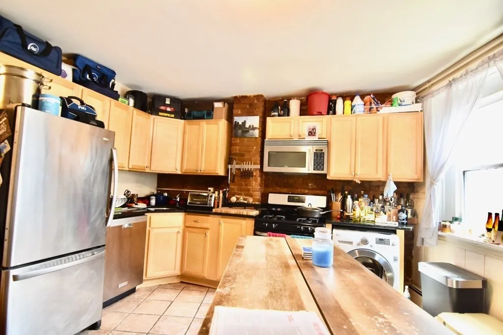 17 Savin Hill Ave, Dorchester