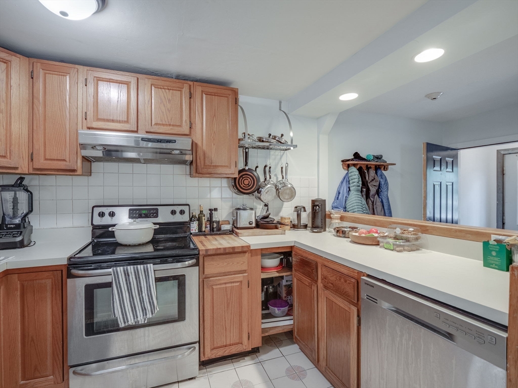 28 Mercer, South Boston's Dorchester Heights