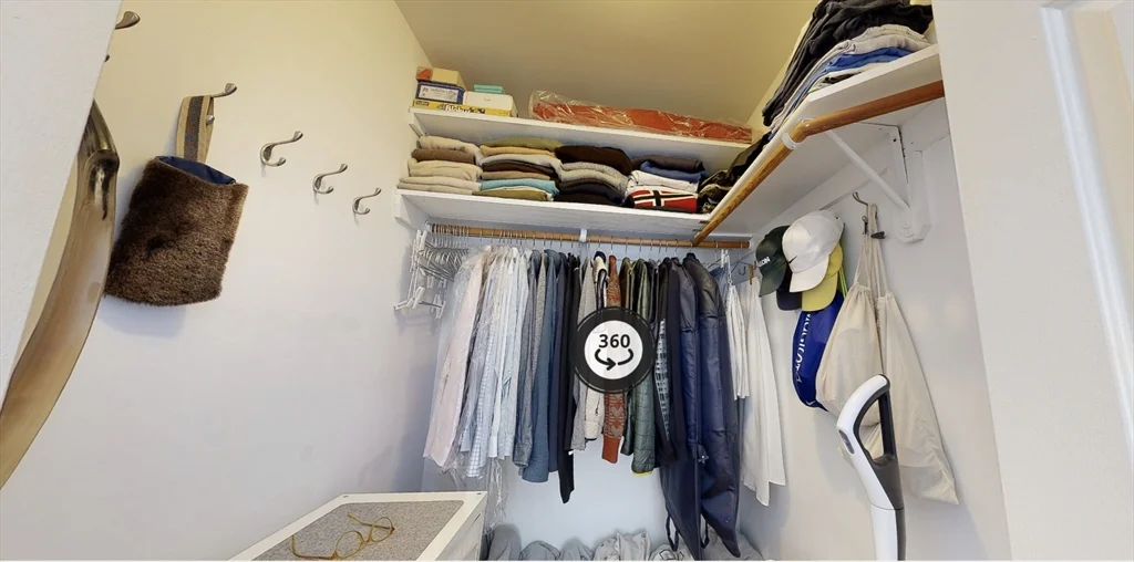 23 Bay State Rd, Back Bay