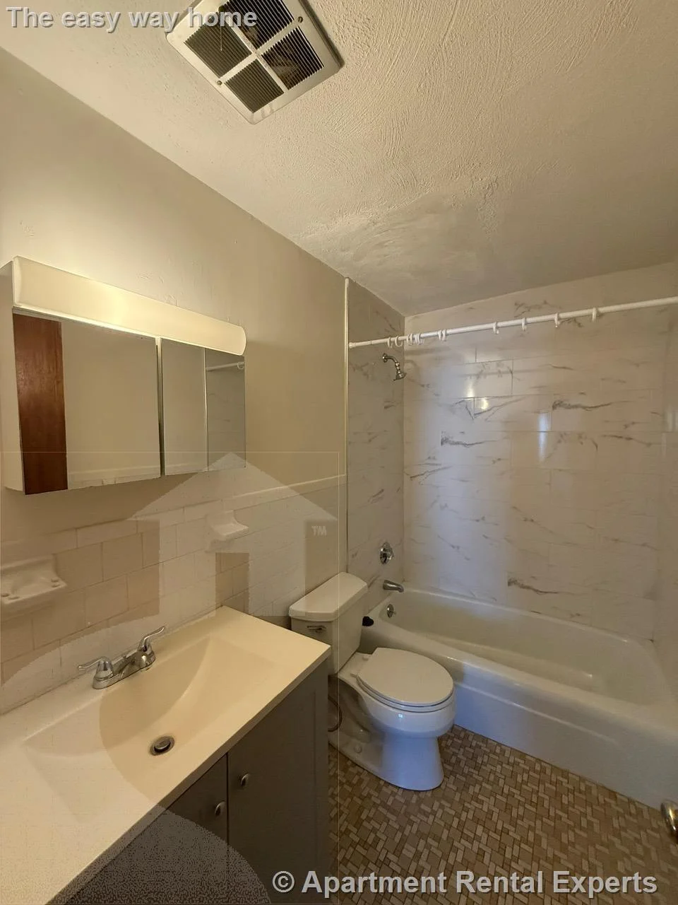 80 Bow St, Magoun Square