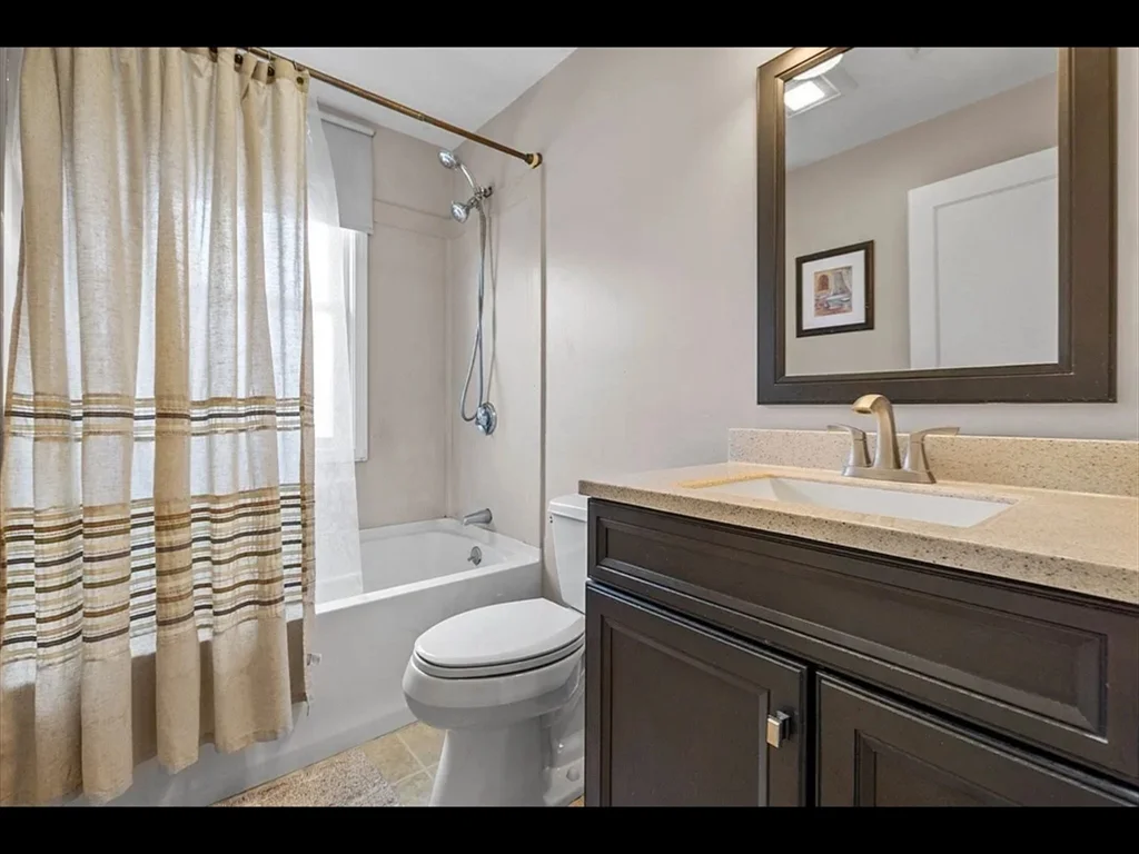 26 Lincoln St, North Andover