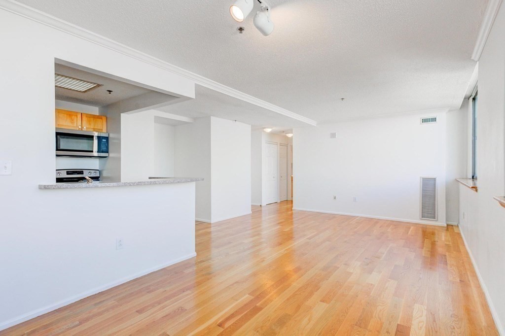 169 Monsignor O'brien Hwy, East Cambridge