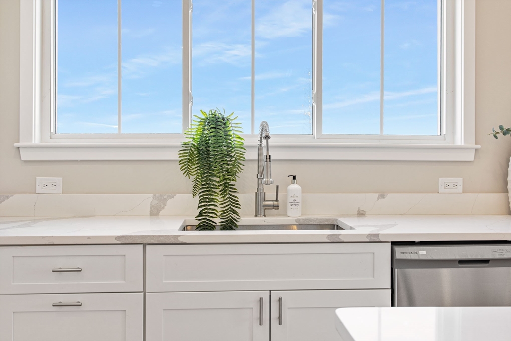 2-4 Hecla, Dorchester