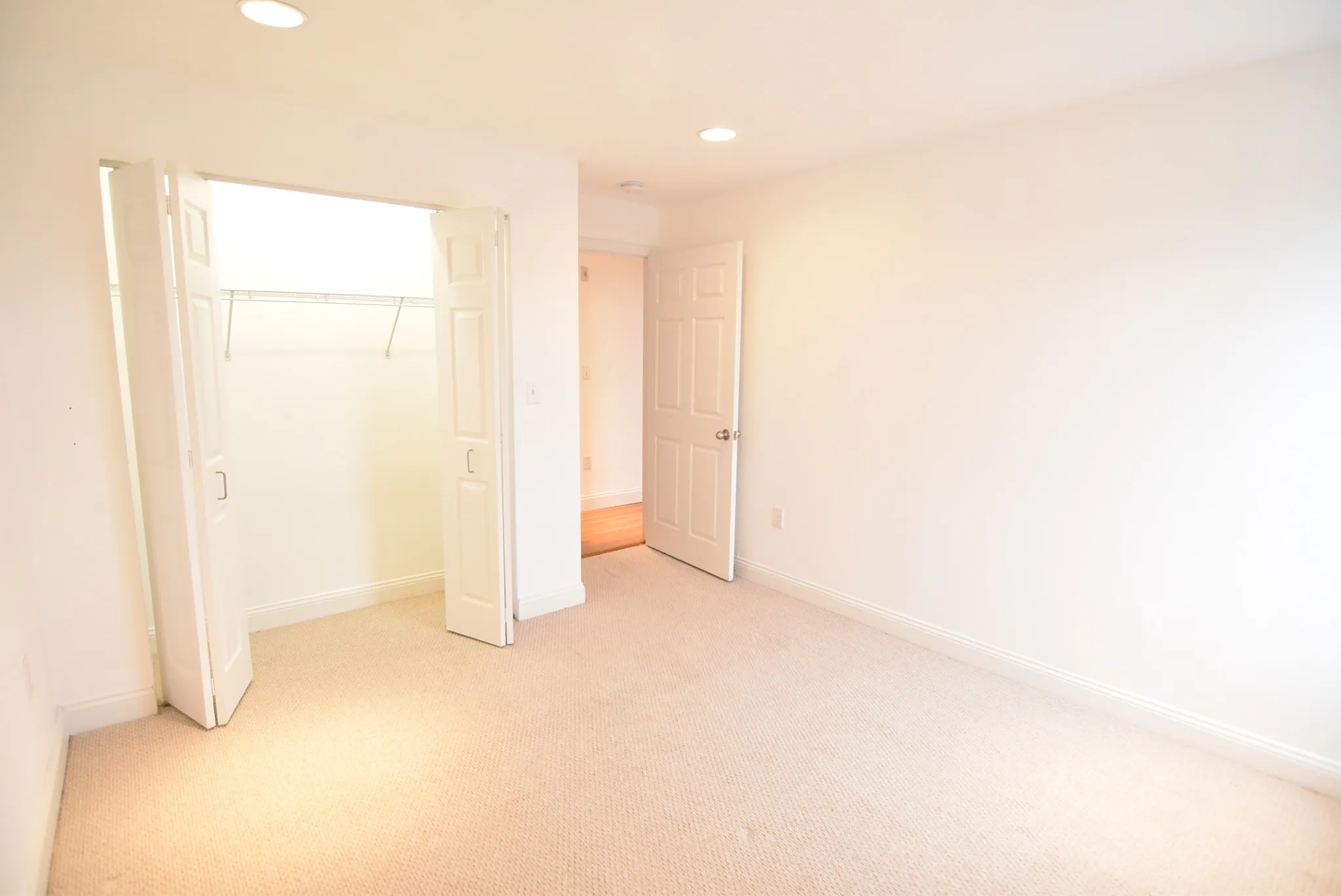 100 Jersey St, Fenway