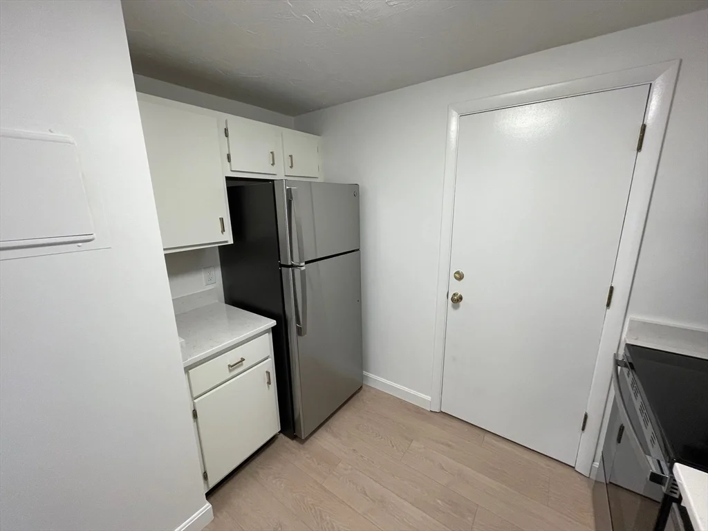 16 Erick Rd, Mansfield