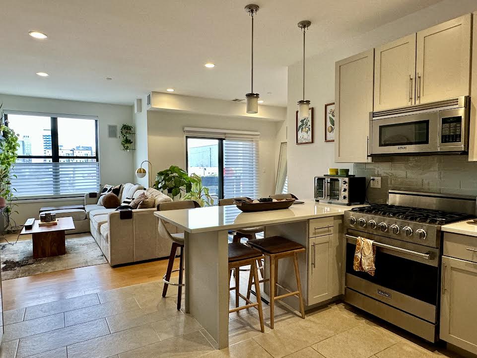 345 D St, South Boston