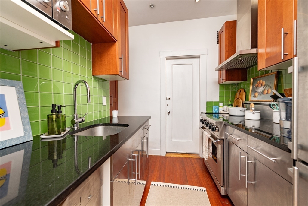 46 Commonwealth Ave, Back Bay