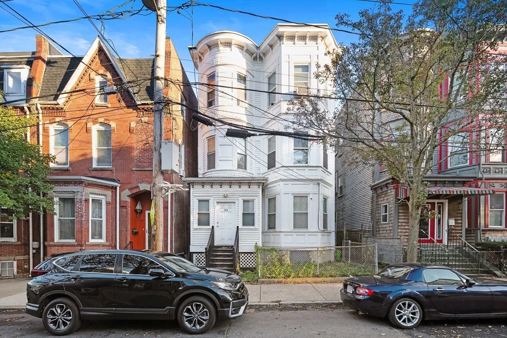 53 Copeland St, Roxbury