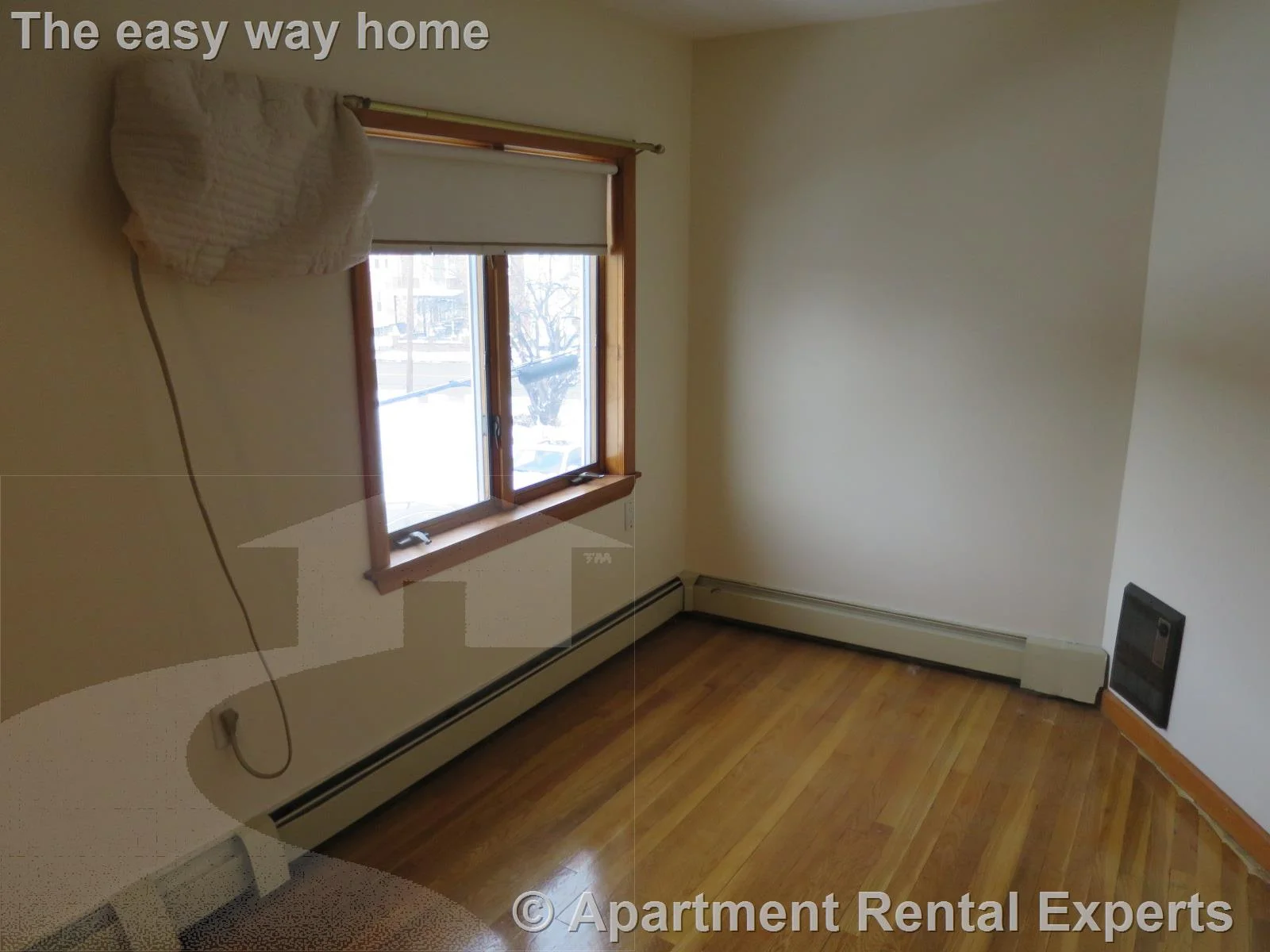 10 Windsor Rd, Tufts