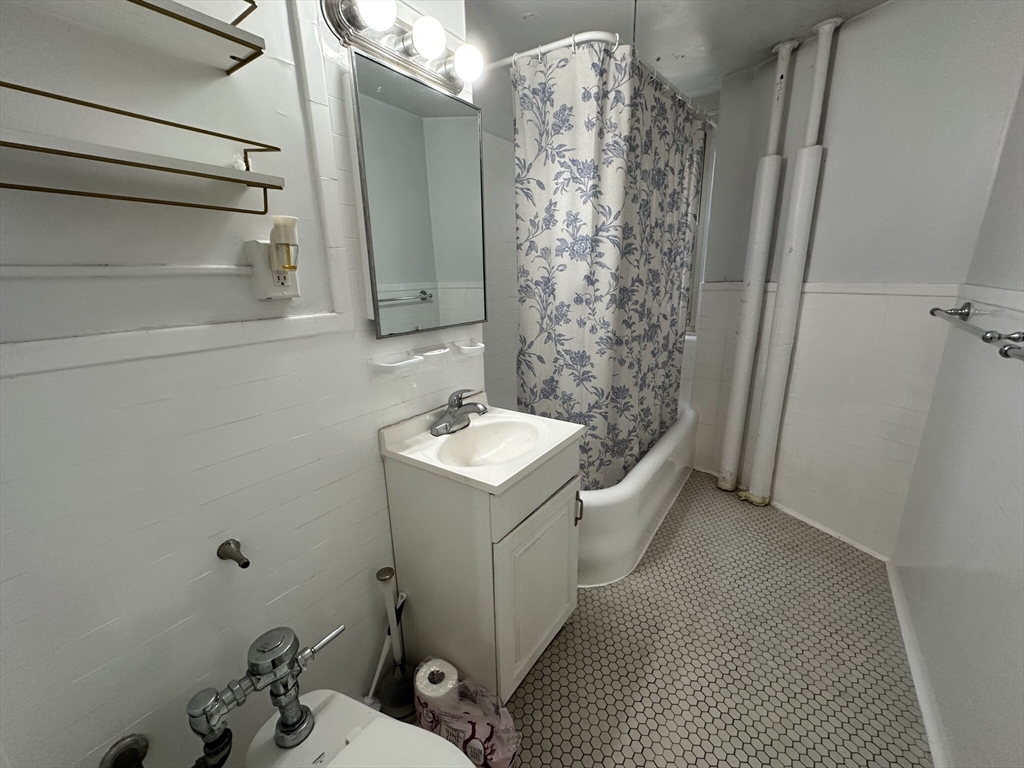 1401 Beacon St, Coolidge Corner