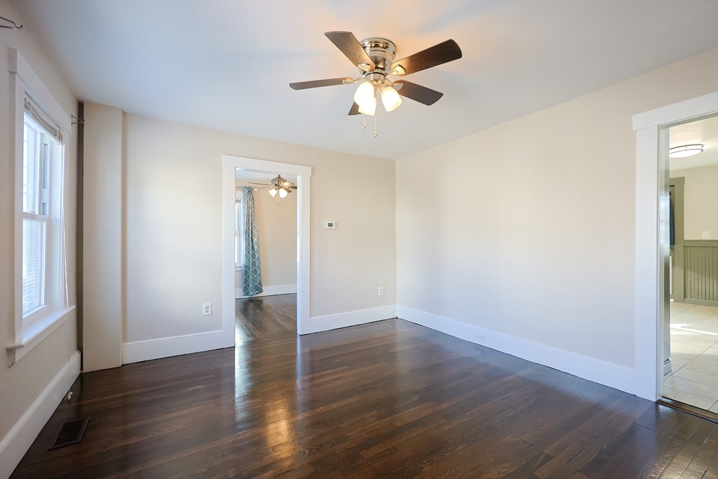 30 Lawrence St, Milford