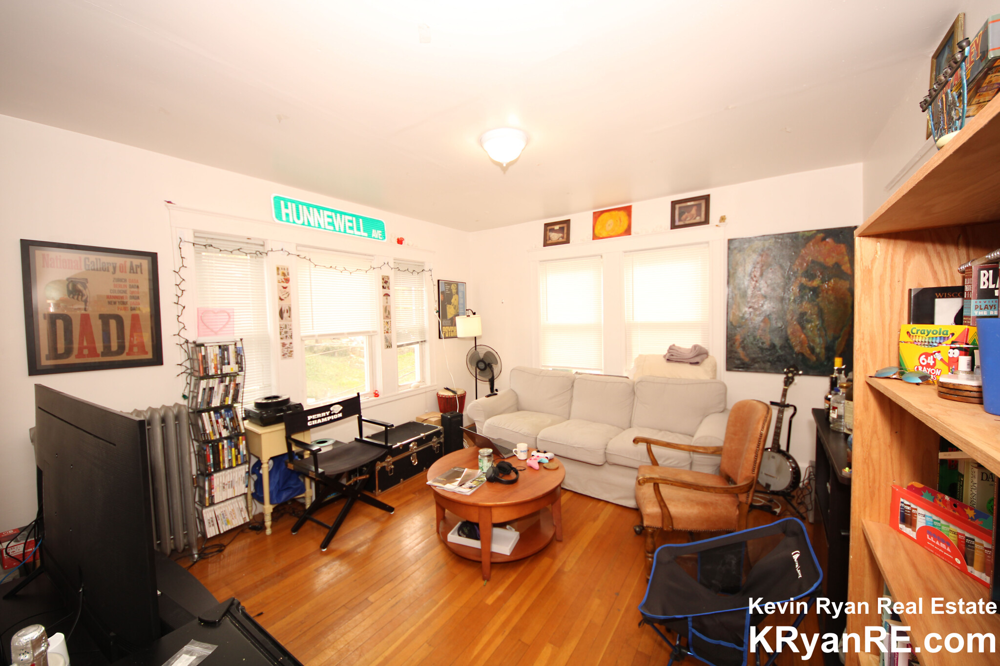 11 Breck Ave, Oak Square