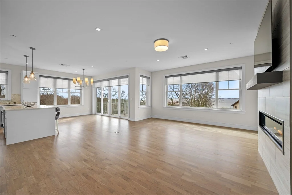 71 Greenwood Ave, Swampscott