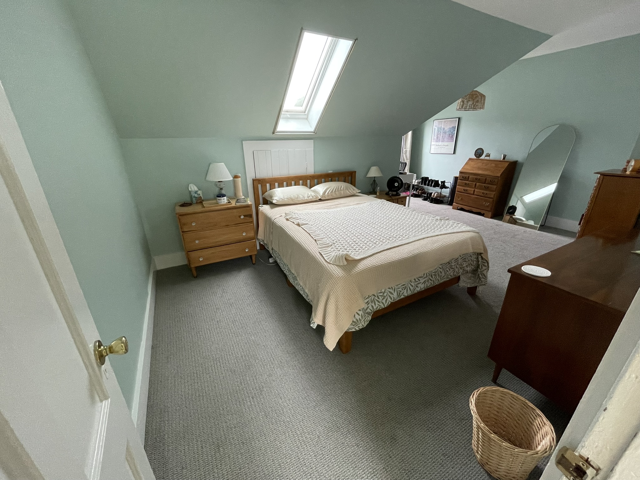 1 Bellevue Ter, South Medford